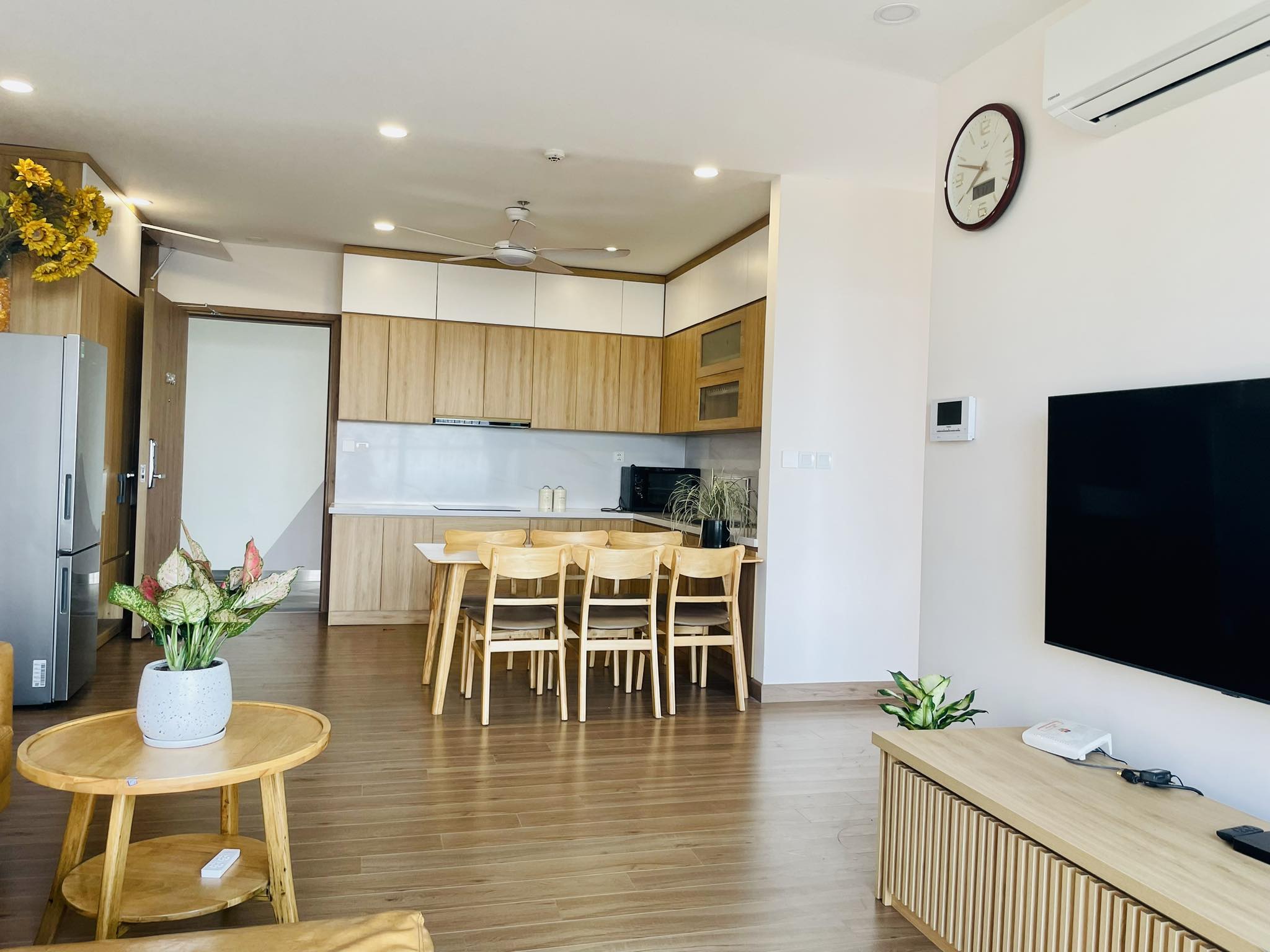 S2 sky oasis 3 bedrooms , quality furnished 3
