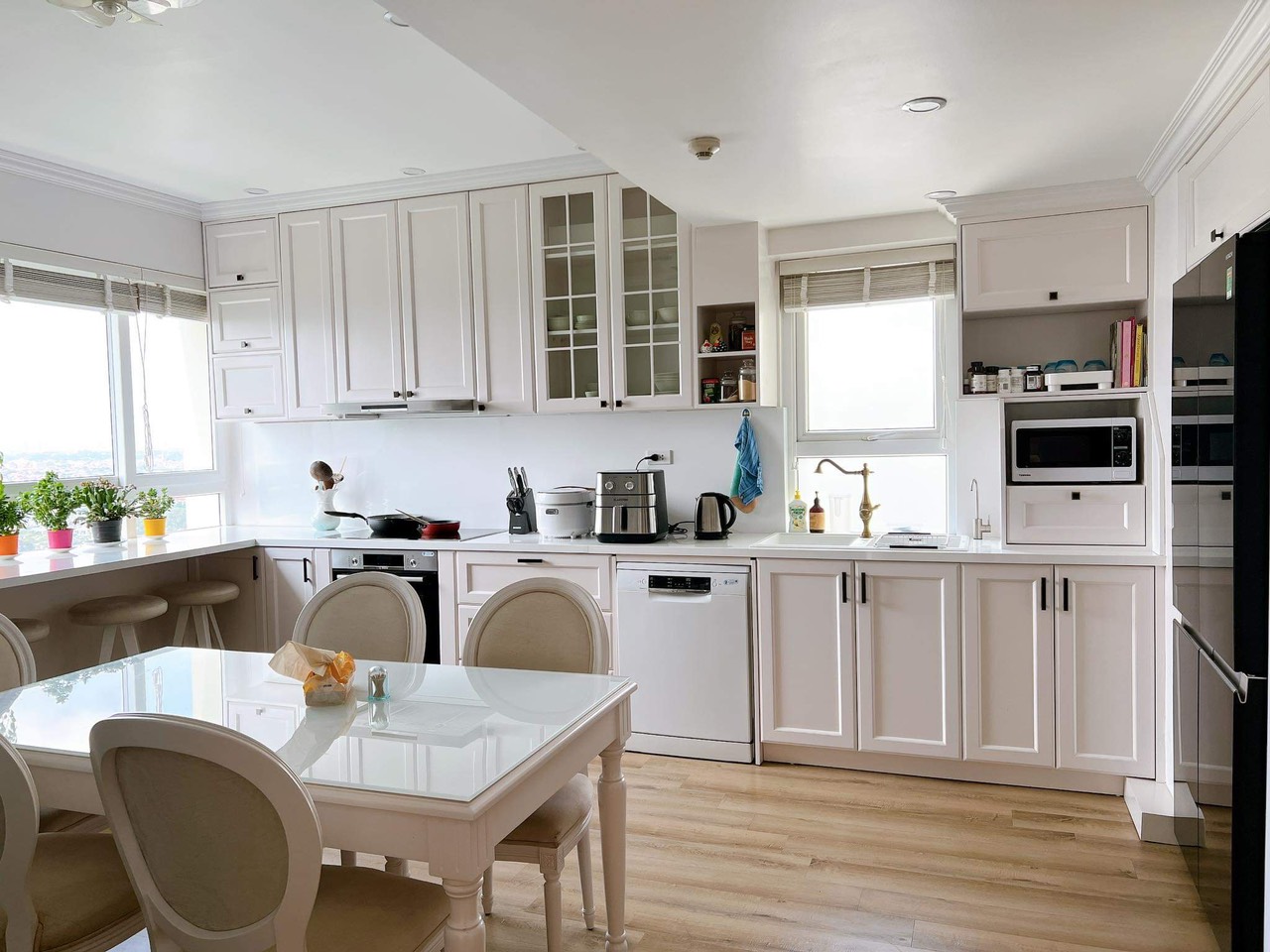 Sky villa apartment in Rung Co for rent , 3 bedrooms, fully furnished 4