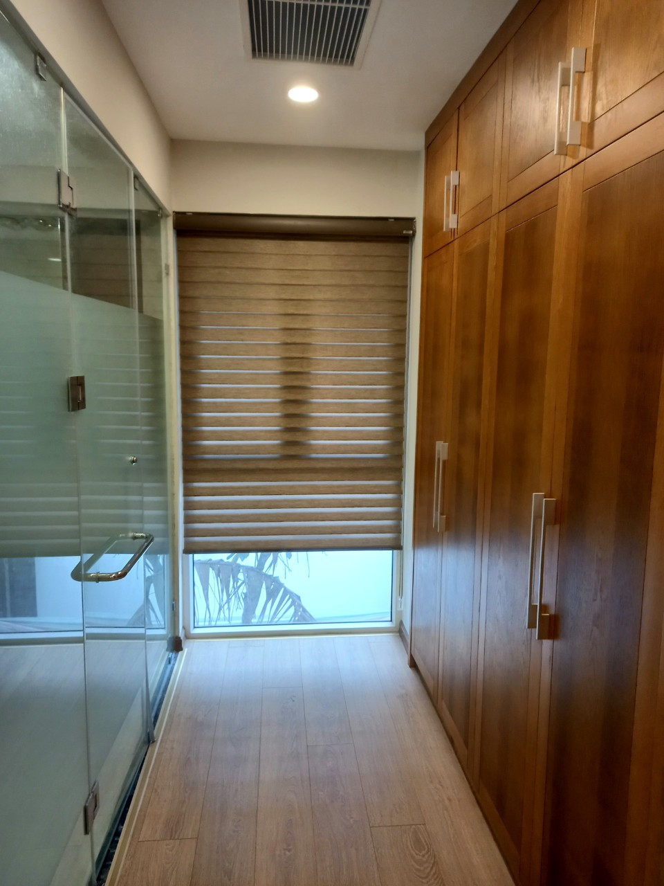 Villa for rent in Ecopark with large garden 9