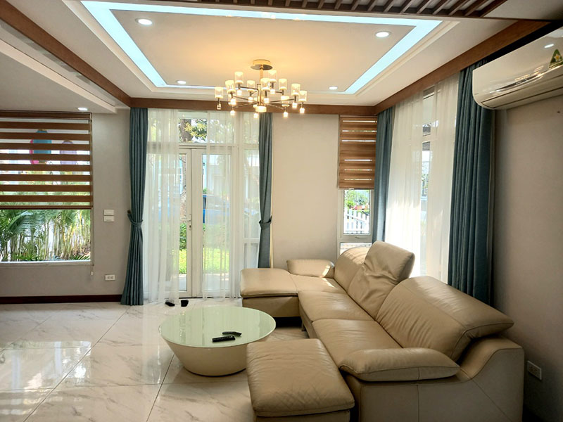 Villa for rent in Vuon Tung with 3 bedrooms 1