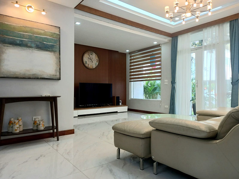 Villa for rent in Vuon Tung with 3 bedrooms 2