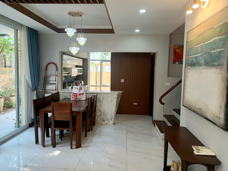 Villa for rent in Vuon Tung with 3 bedrooms 3
