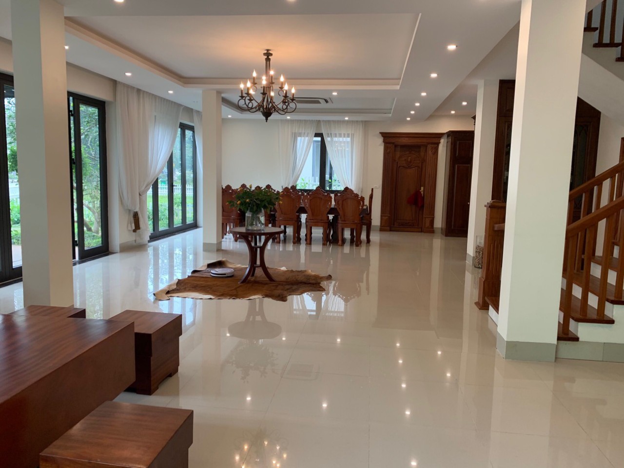 Villa in Mimosa has 5 bedrooms and large garden 2